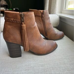 Esprit Rowdy Ankle Boots Womens Brown Side Zip Tassel